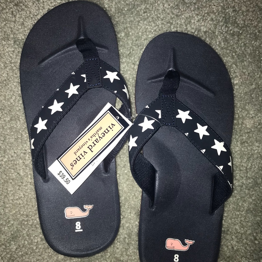 VINEYARD VINES FLIP FLOPS